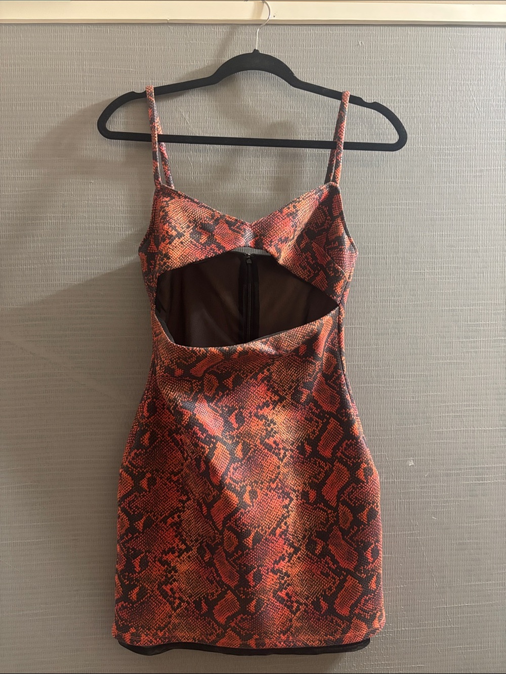 h:ours Red Orange Snakeskin Cutout Mini Dress